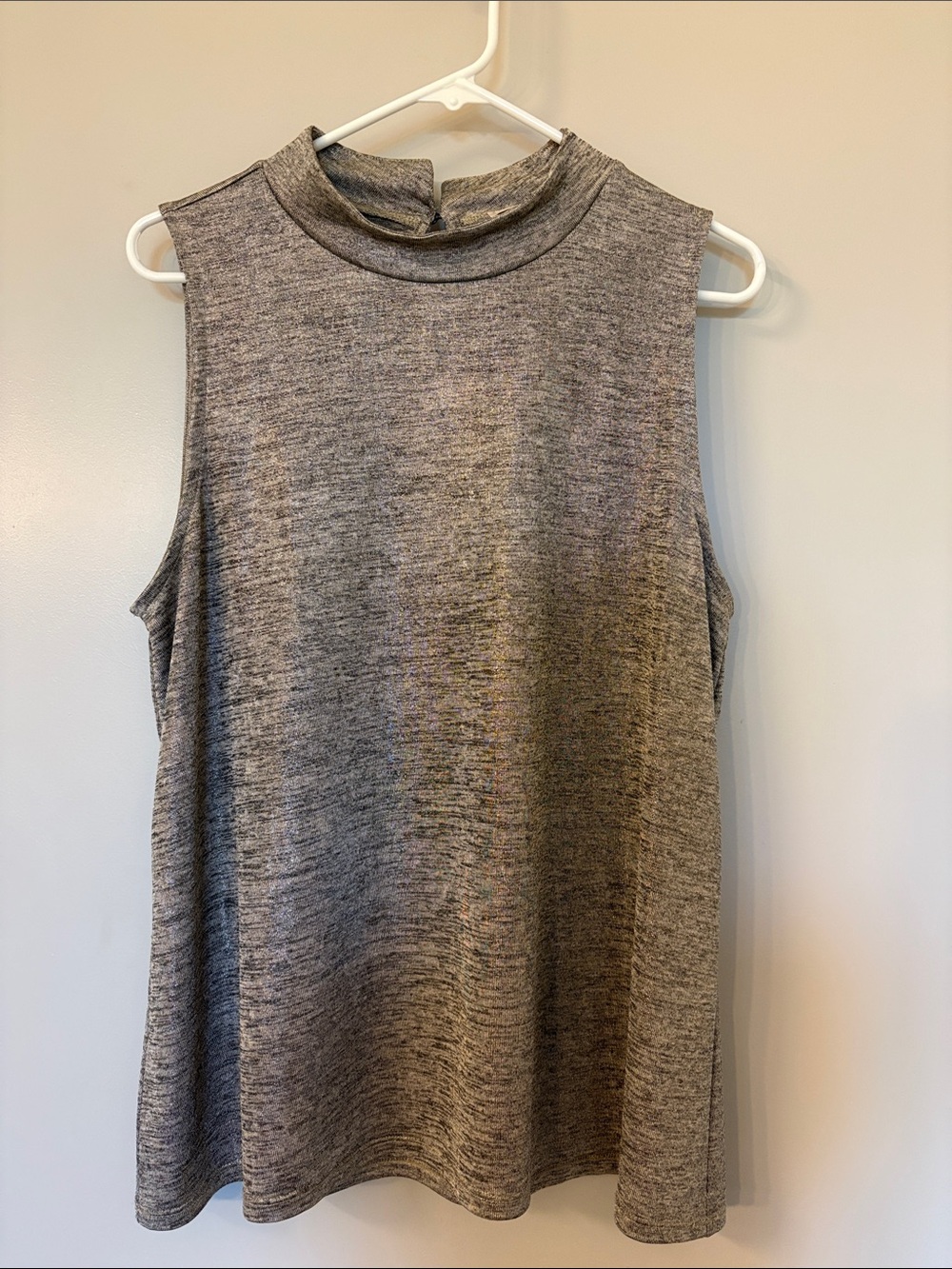 LOFT Shimmer Mock Neck Sleeveless Top in Heathered Gray and Silver, Size L